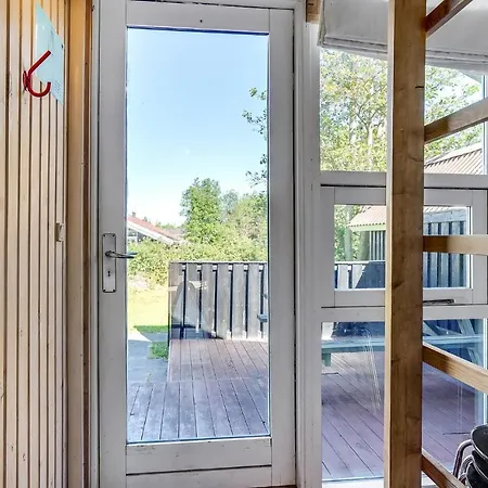 2 Bedroom Cozy In Strandby