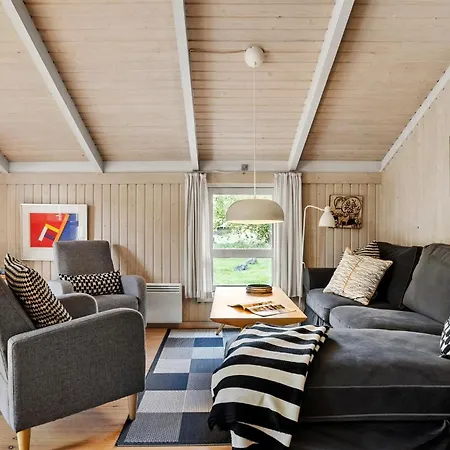 Rapsmarken Iii 스트랜비